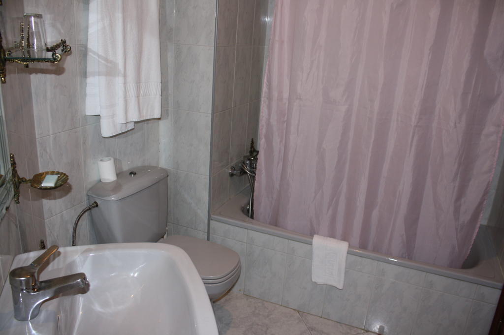 Hotel Cristaleiro Gondomar Kamer foto